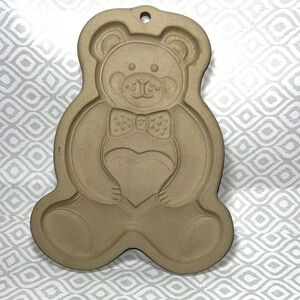 The Pampered Chef Baking Mold - Vintage  "Family Heritage Collection